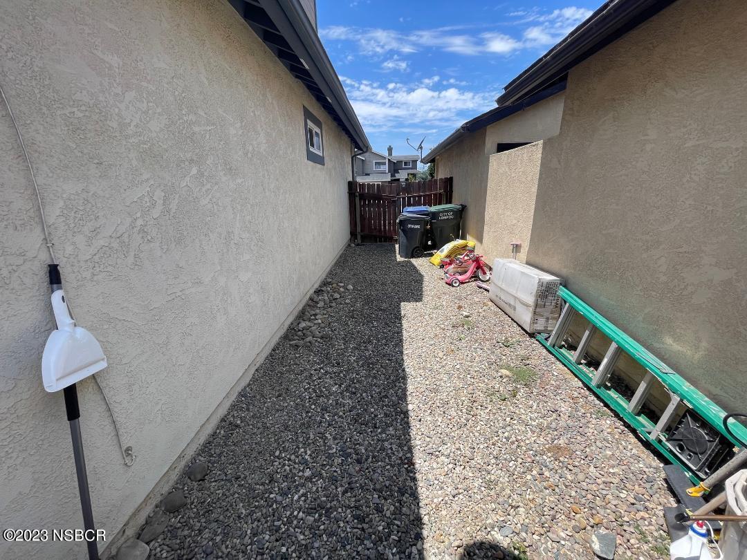 1108 Honeysuckle Way Lompoc, CA 93436 - Photo 46 of 54 47