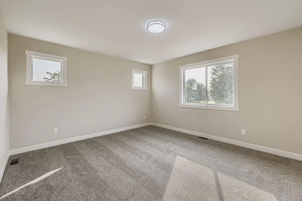 $279,900 | 2117 Cleveland Way South, Cambridge, MN 55008