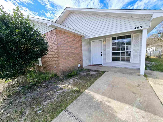 $1,325 | 409 Shadow Way Lane, Pensacola, FL 32506