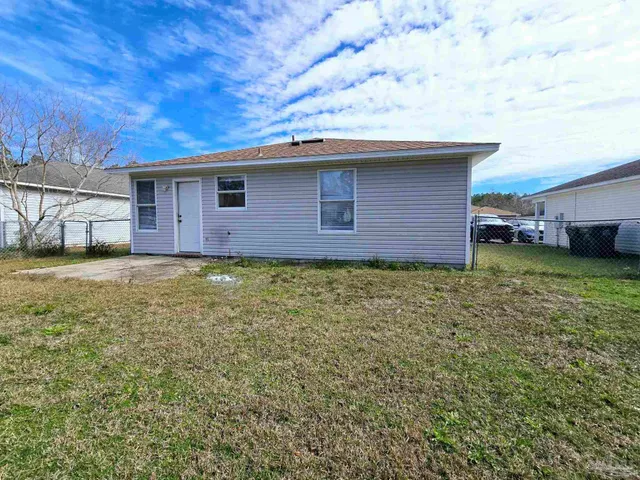 $1,325 | 409 Shadow Way Lane, Pensacola, FL 32506