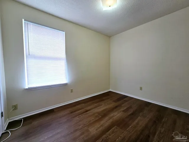 $1,325 | 409 Shadow Way Lane, Pensacola, FL 32506