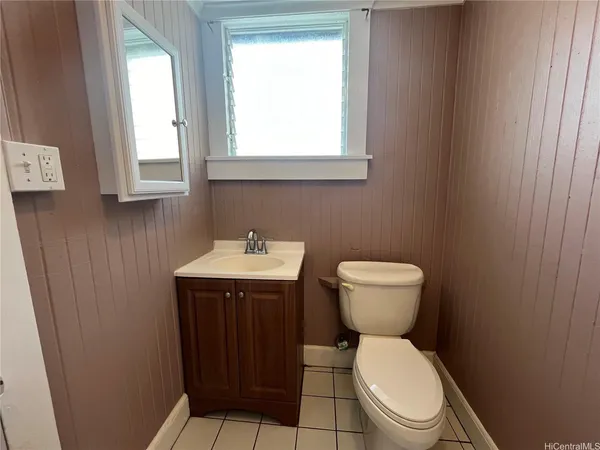 $1,800 | 35 South Kuakini Street, Unit C, Honolulu, HI 96813