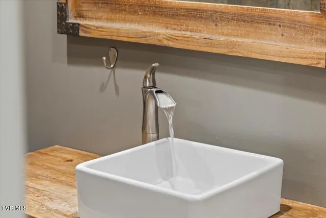 $560,000 | 108 Chock Creek Road, Johnson City, TN 37601