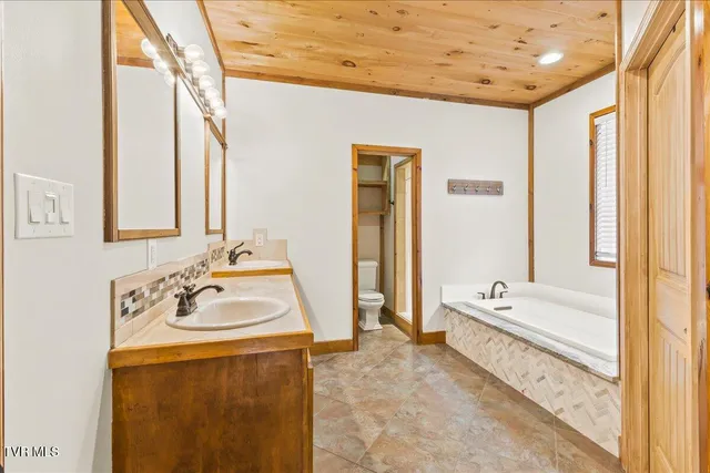 $560,000 | 108 Chock Creek Road, Johnson City, TN 37601