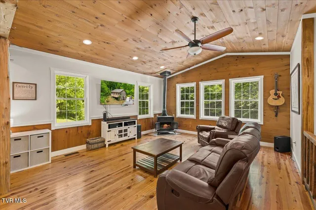 $560,000 | 108 Chock Creek Road, Johnson City, TN 37601