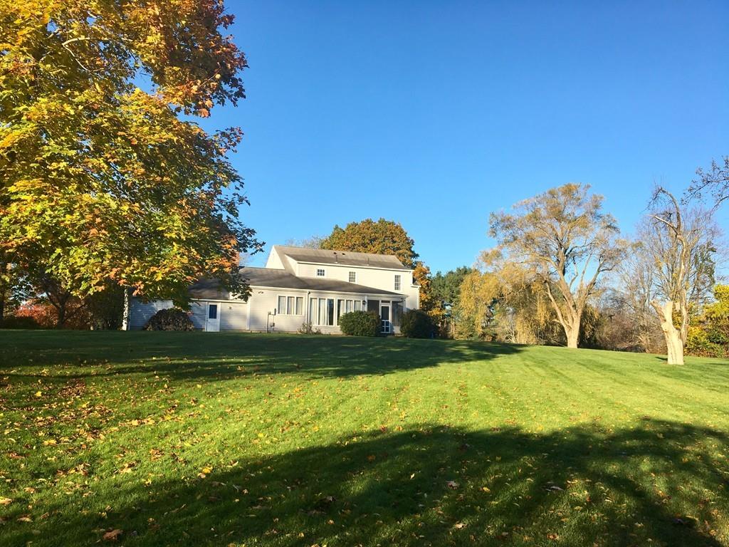 116 Fiske Hill Road Sturbridge, MA 01566 - Photo 3 of 29 Gallery Image 3