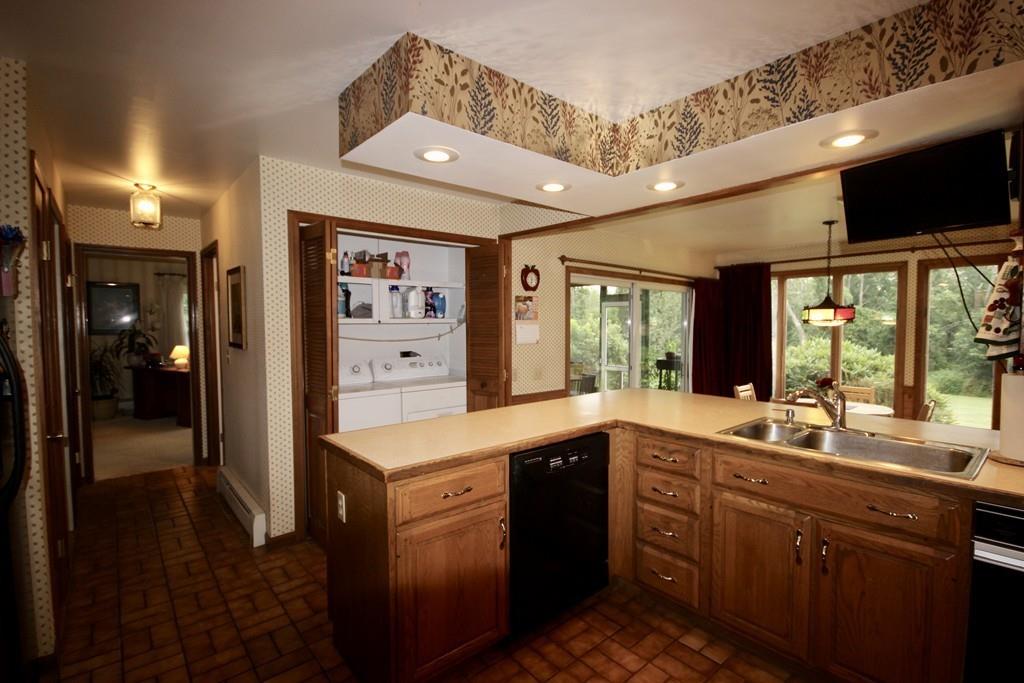 116 Fiske Hill Road Sturbridge, MA 01566 - Photo 9 of 29 Gallery Image 9