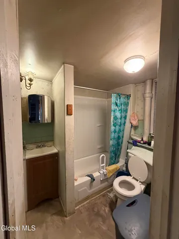 $147,000 | 279 Livingston Avenue, Albany, NY 12210