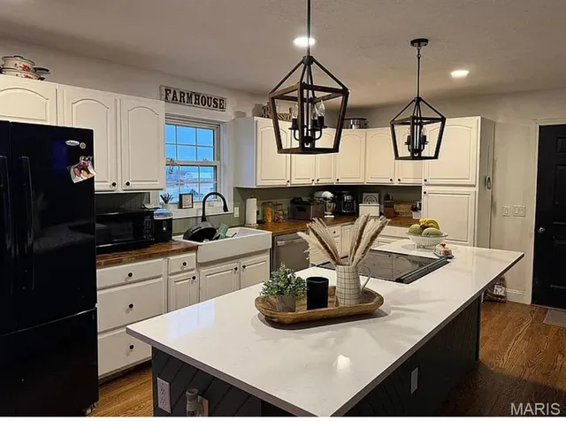 $344,500 | 23784 Maries Road 410, Belle, MO 65013