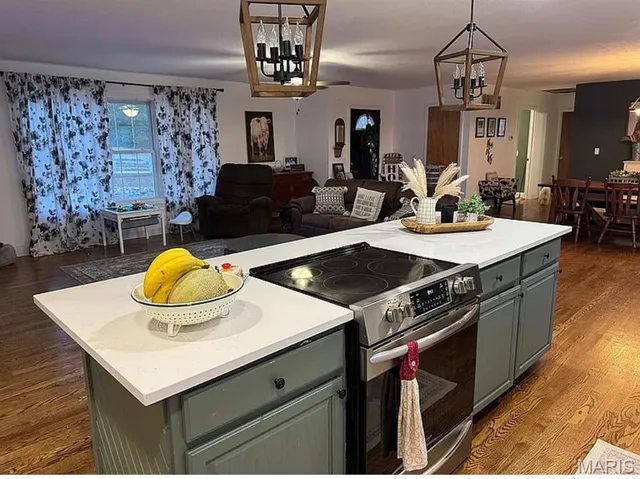 $344,500 | 23784 Maries Road 410, Belle, MO 65013