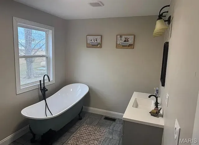 $344,500 | 23784 Maries Road 410, Belle, MO 65013