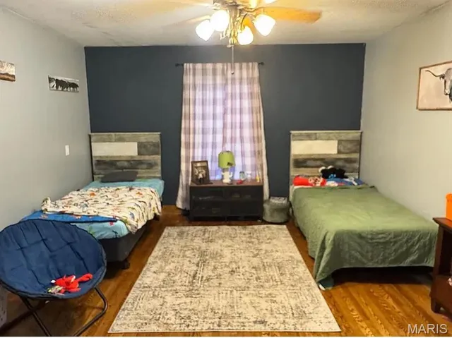 $344,500 | 23784 Maries Road 410, Belle, MO 65013