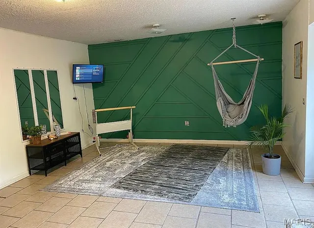 $344,500 | 23784 Maries Road 410, Belle, MO 65013