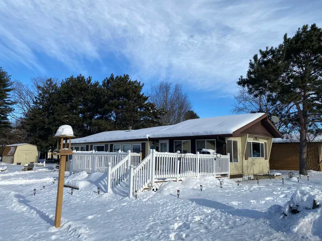 $199,900 | W1026 Laurie Lane, Montello, WI 53949