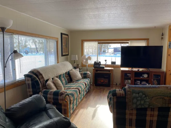 $194,400 | W1026 Laurie Lane, Montello, WI 53949