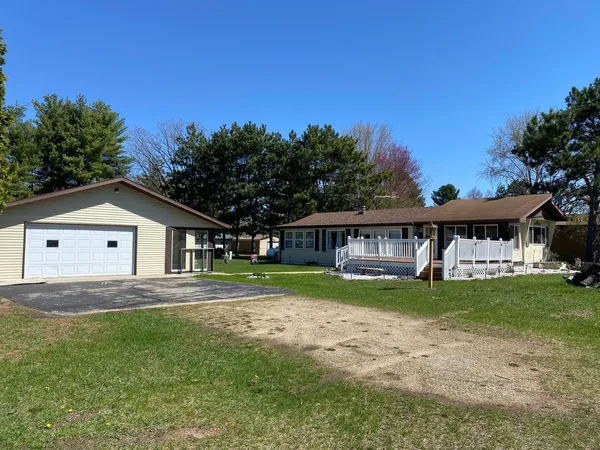 $194,400 | W1026 Laurie Lane, Montello, WI 53949