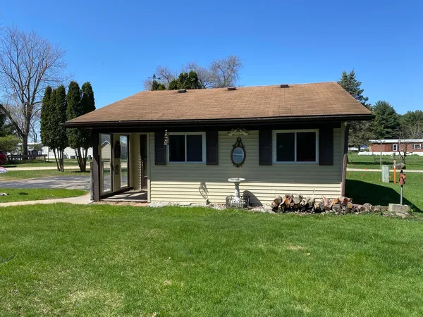 $194,400 | W1026 Laurie Lane, Montello, WI 53949