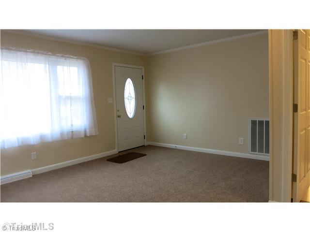 4329 Meadowbrook View Road Trinity, NC 27360 - Photo 3 of 16 Living Room.