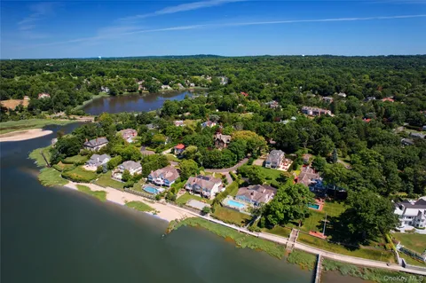 $5,750,000 | 107 Bayview Road, Manhasset, NY 11030