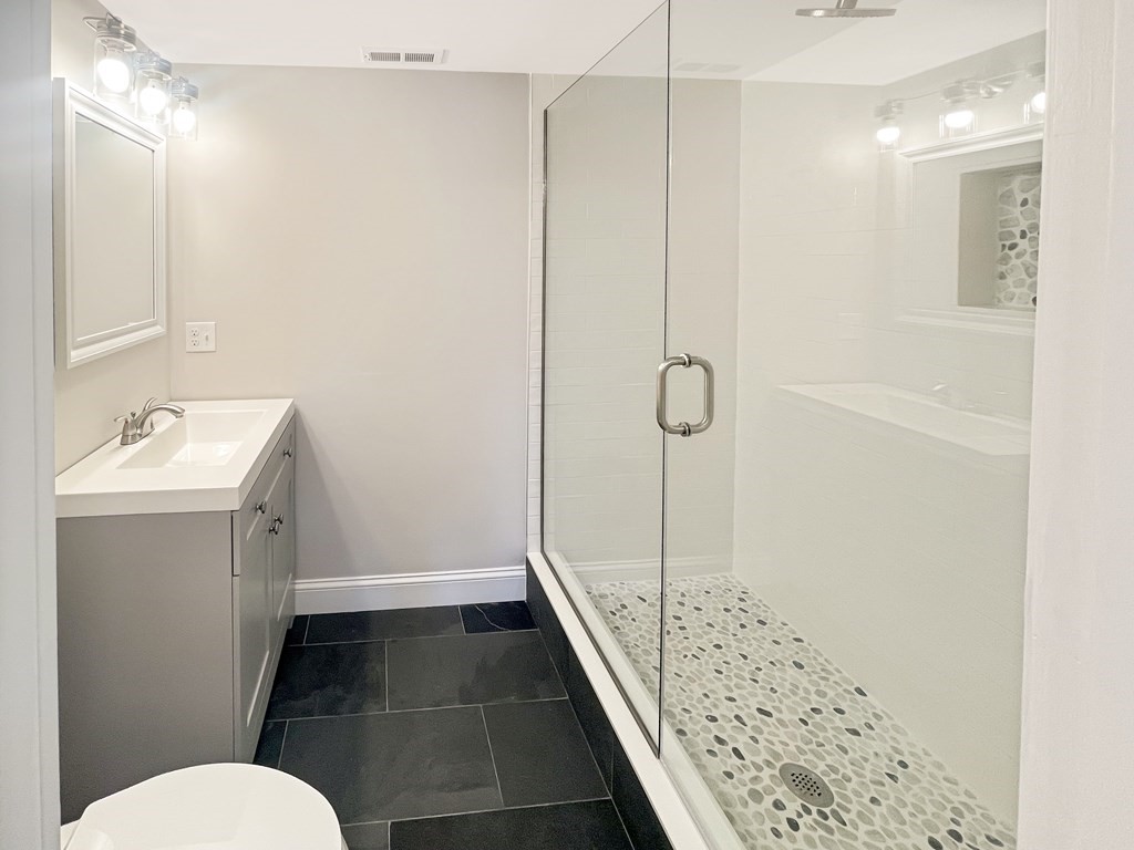 4 Beach Road, Unit B6 Salisbury, MA 01952 - Photo 10 of 15
