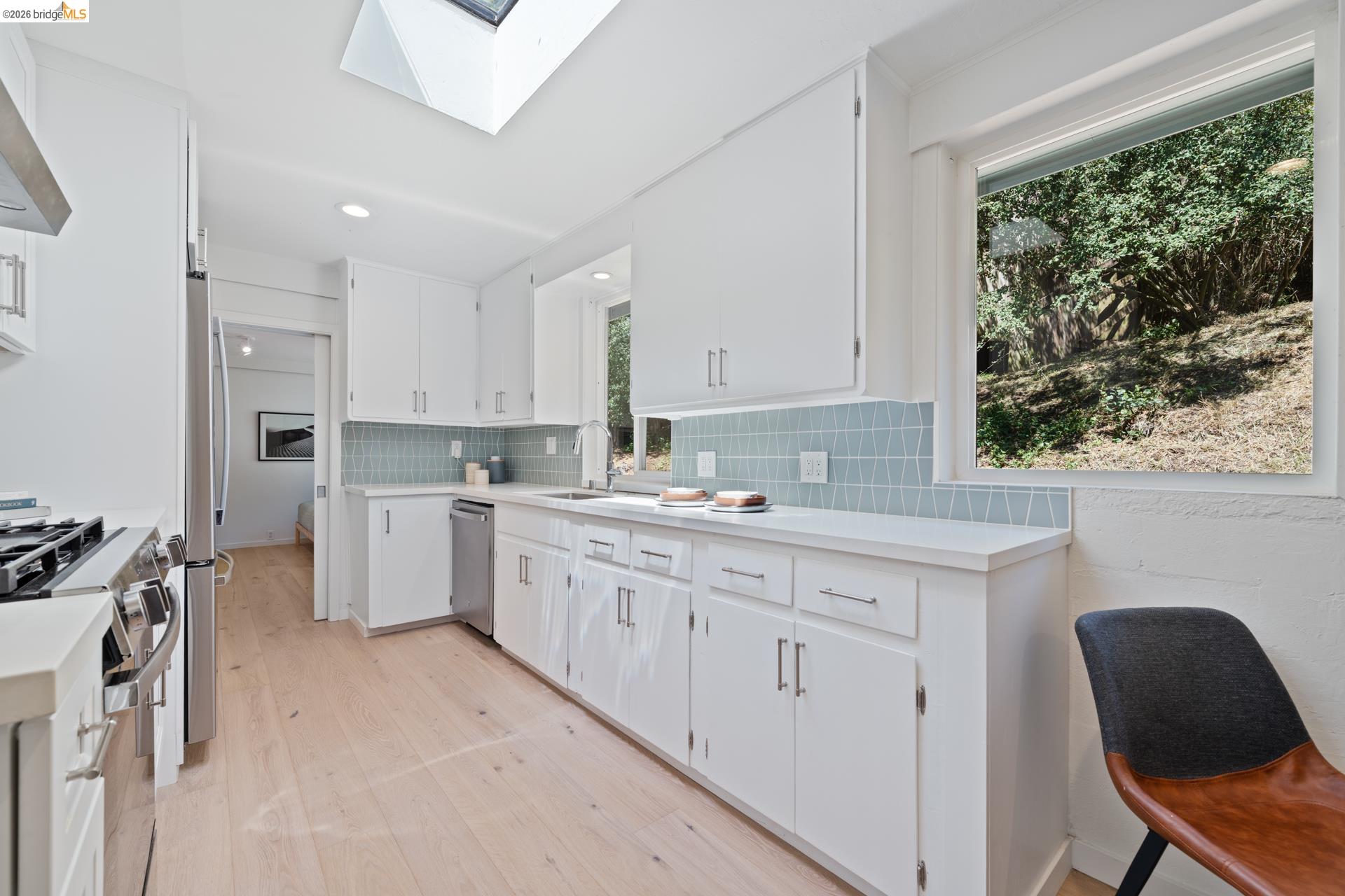 100 Avenida Drive Berkeley, CA 94708 - Photo 16 of 57