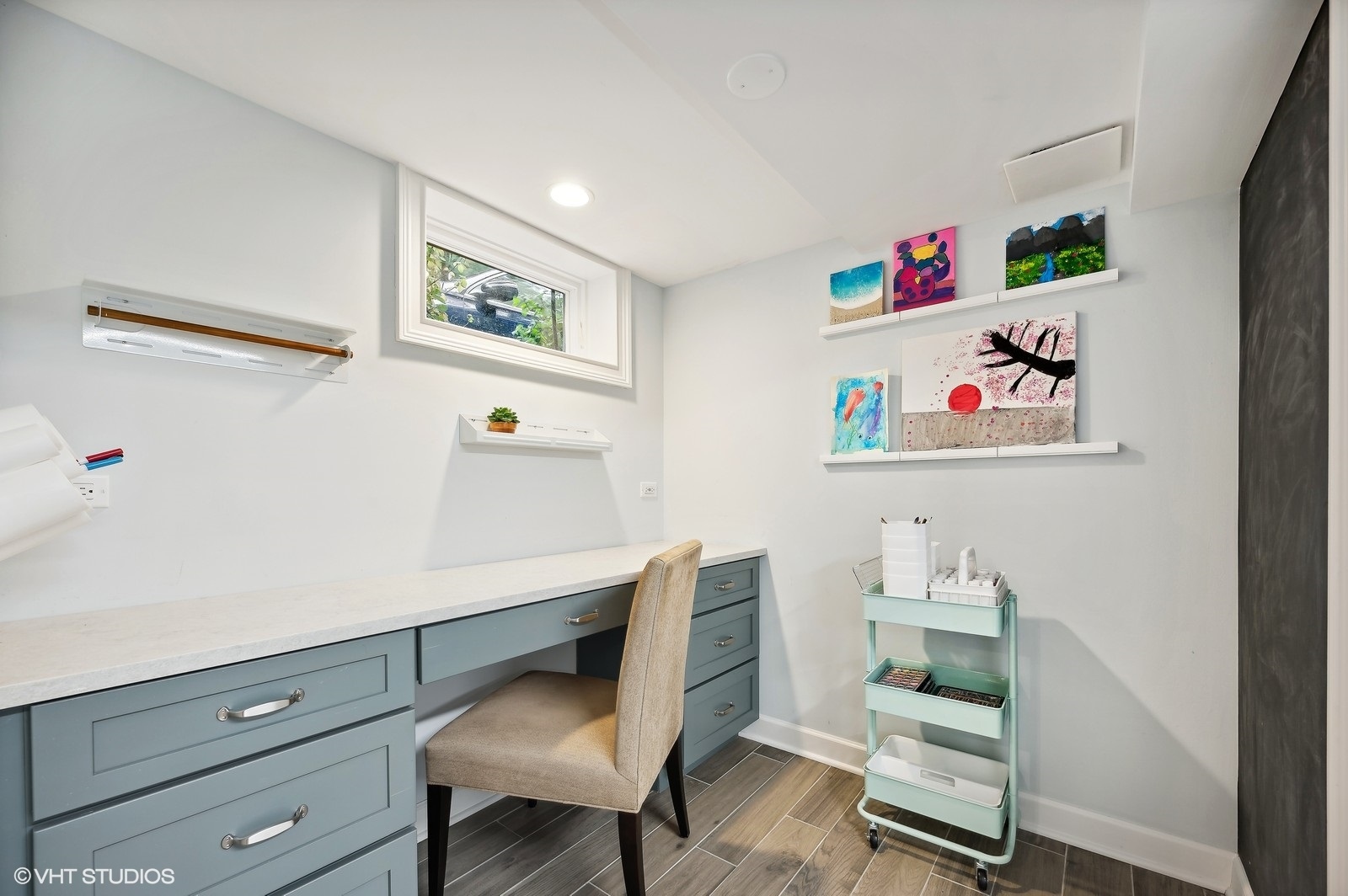 786 Locust Street Winnetka, IL 60093 - Photo 30 of 46 a room with furniture and wooden floor