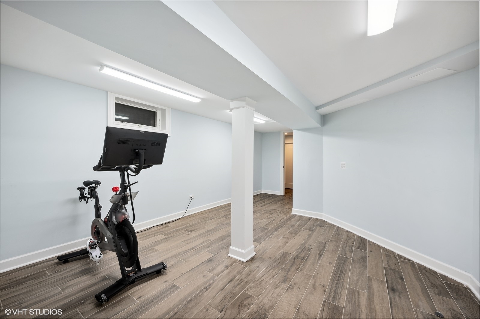 786 Locust Street Winnetka, IL 60093 - Photo 31 of 46 a view of a room with gym equipment