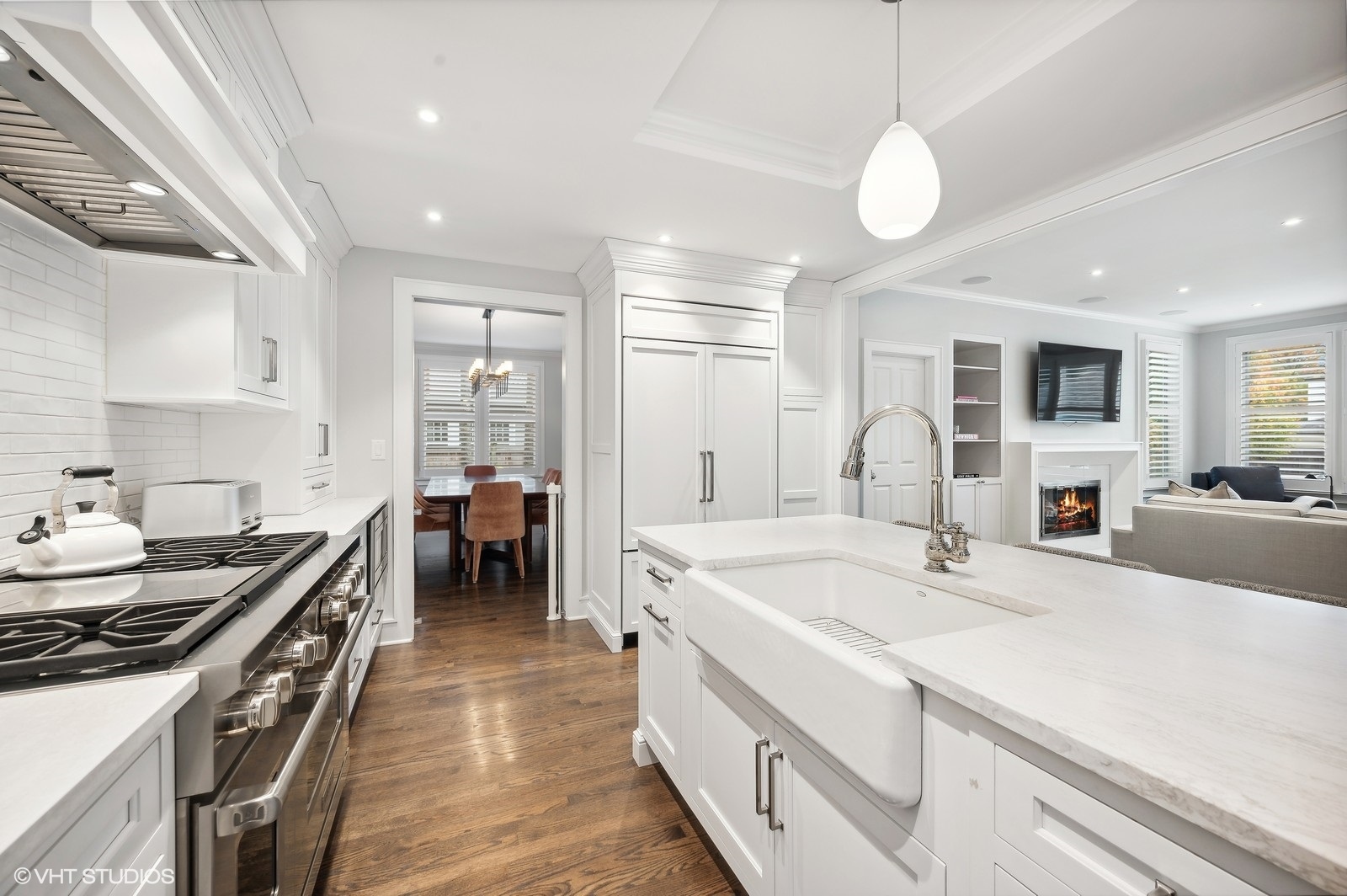 786 Locust Street Winnetka, IL 60093 - Photo 9 of 46 a kitchen with sink stove and cabinets