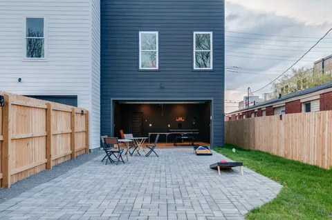 $825,000 | 613 A 21st Avenue North, Nashville, TN 37203