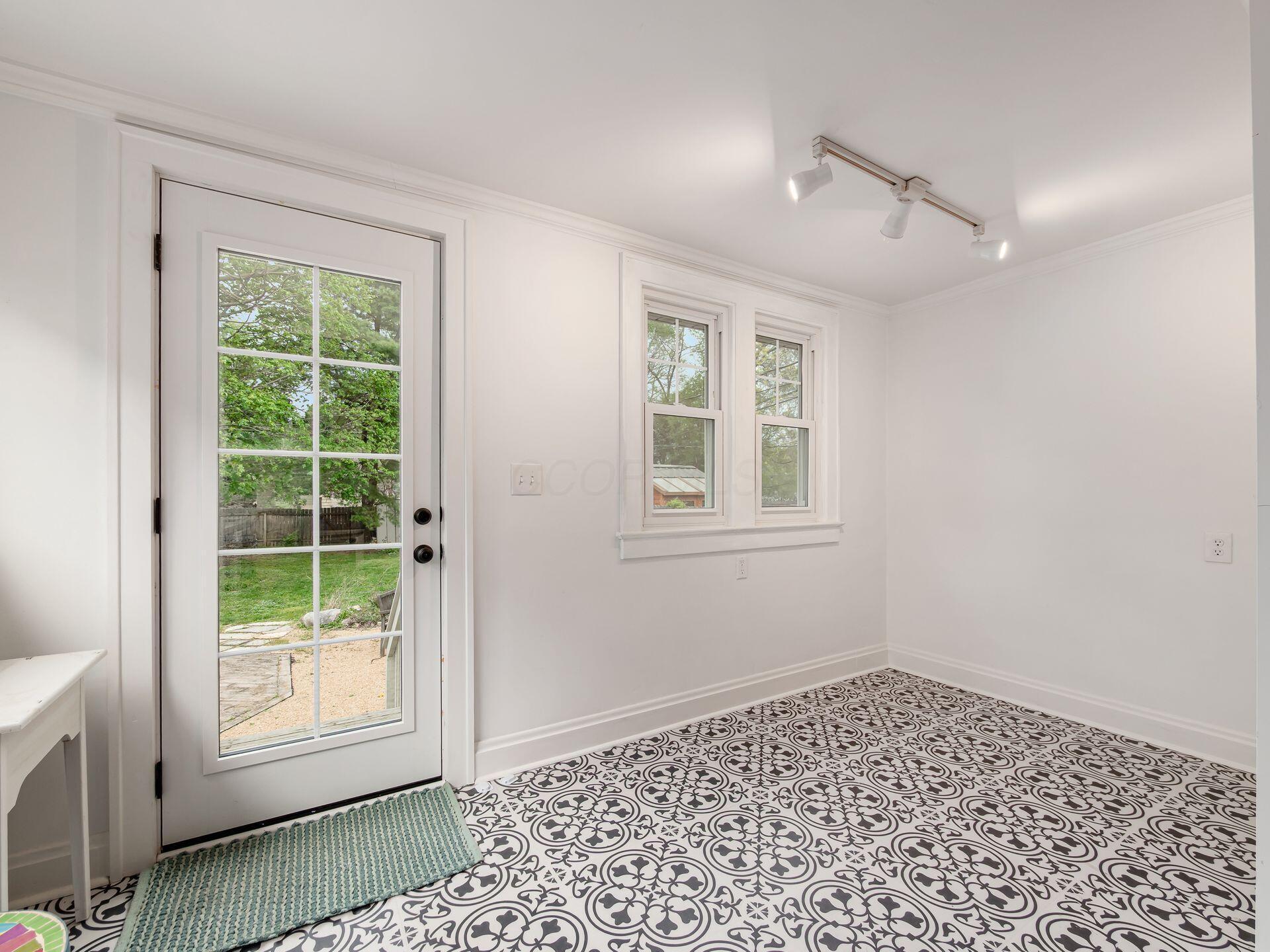 510 Midgard Road Columbus, OH 43202 - Photo 14 of 32 018_ Rd Columbus OH 43202 USA