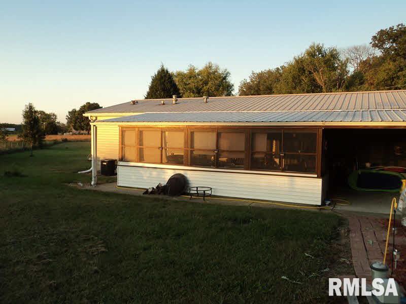 1395 Butler Road Harrisburg, IL 62946 - Photo 12 of 14