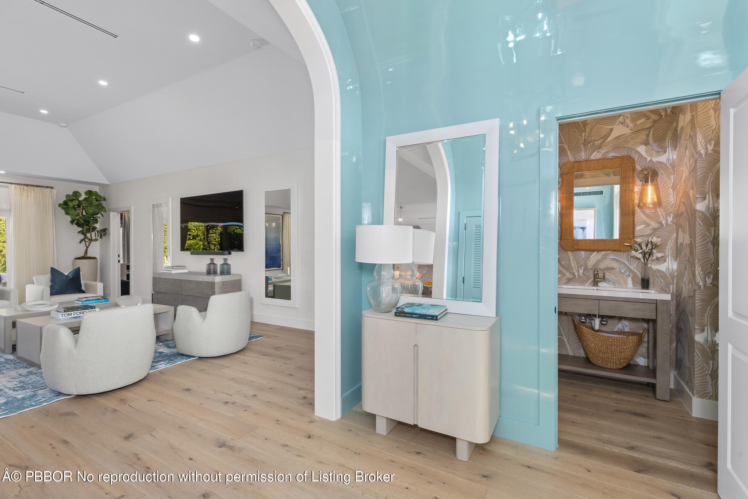 255 Ridgeview Drive Palm Beach, FL 33480 - Photo 6 of 49 6 Foyer 3