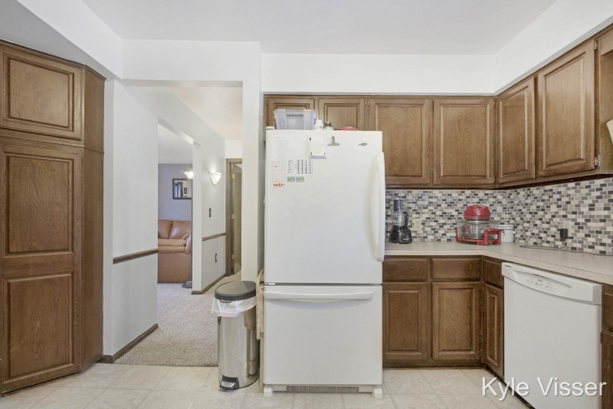 6474 Cascade Road Southeast Grand Rapids, MI 49546 - Photo 21 of 40 Kitchen Unit 2