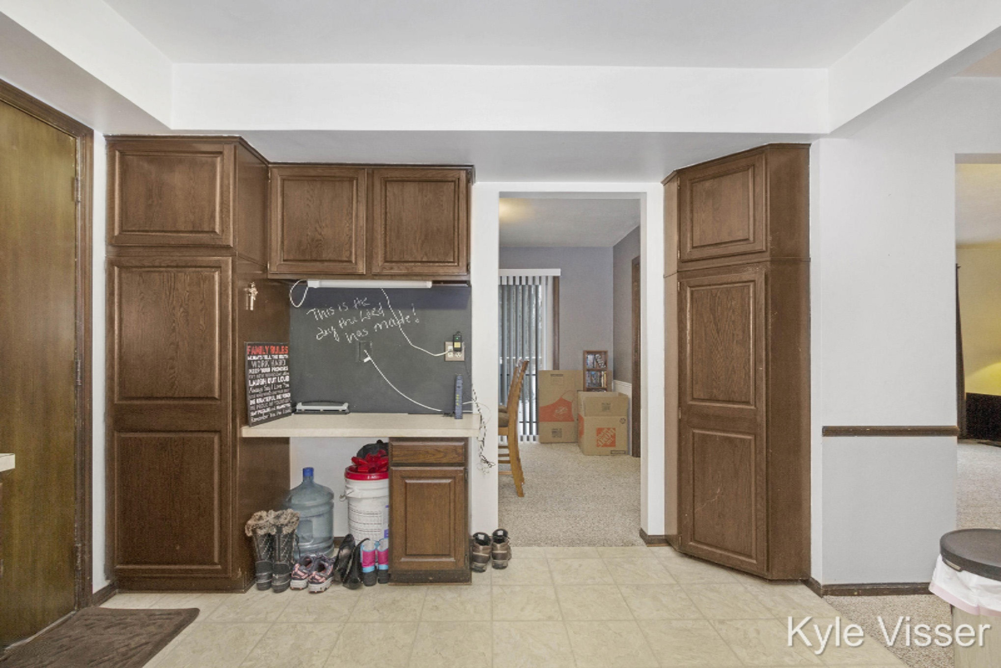 6474 Cascade Road Southeast Grand Rapids, MI 49546 - Photo 22 of 40 Kitchen Unit 2