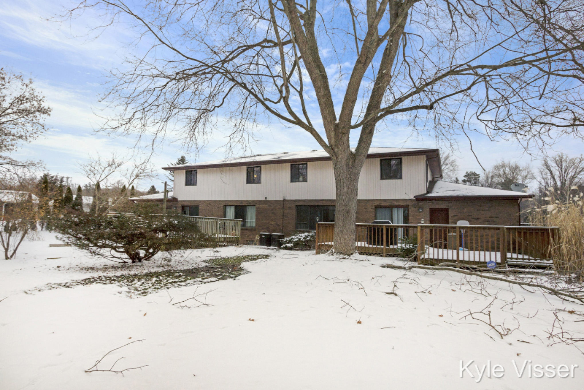 6474 Cascade Road Southeast Grand Rapids, MI 49546 - Photo 37 of 40 Back