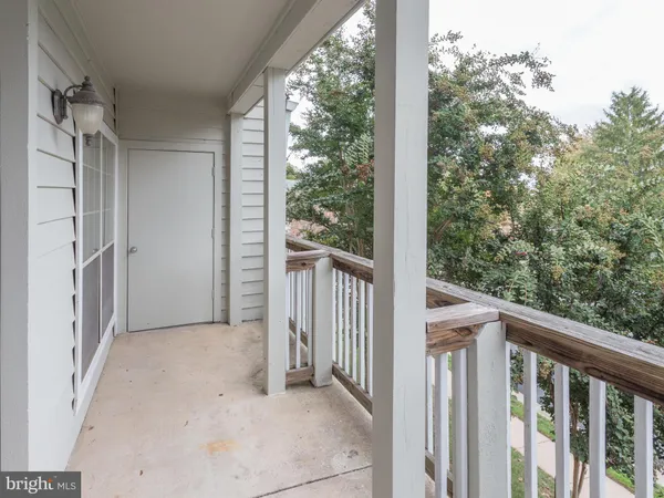 $1,800 | 3906 Penderview Drive, Unit 724, Fairfax, VA 22033