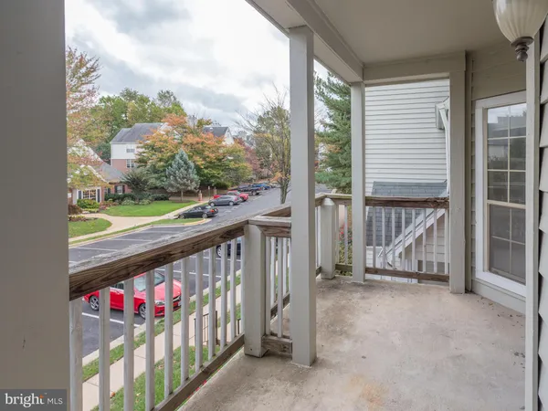 $1,800 | 3906 Penderview Drive, Unit 724, Fairfax, VA 22033