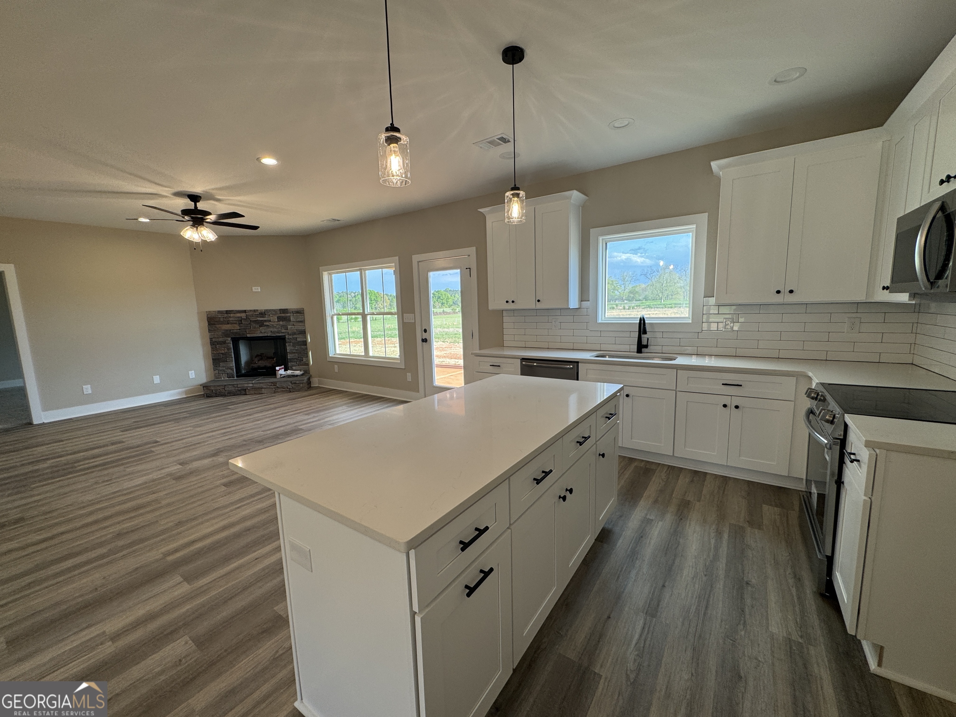 160 Melville Brown Road Williamson, GA 30292 - Photo 7 of 16