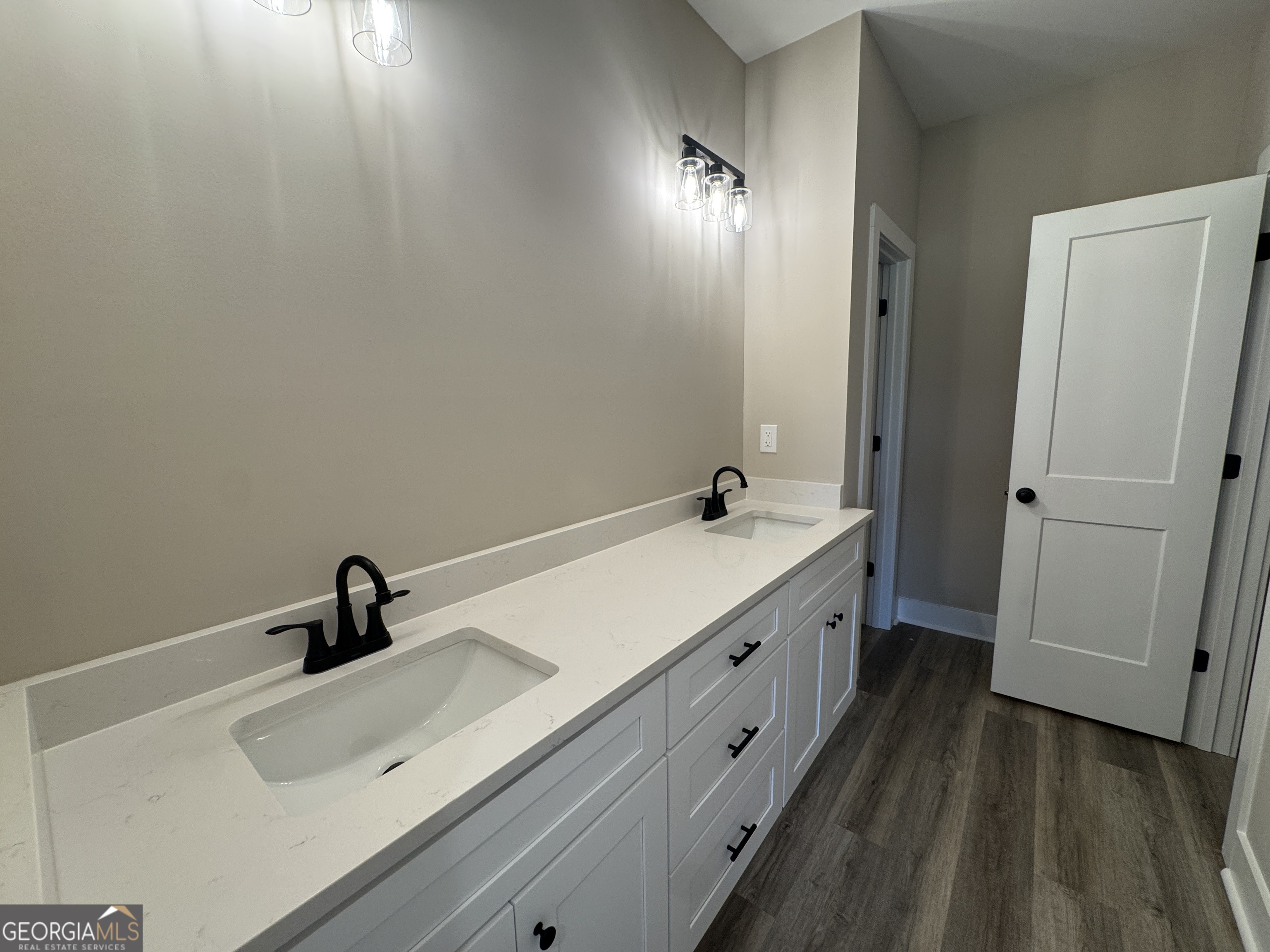 160 Melville Brown Road Williamson, GA 30292 - Photo 10 of 16