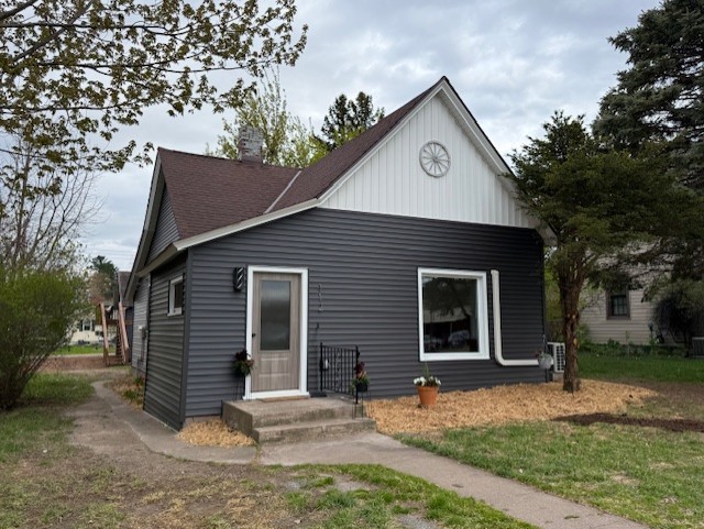 112 3rd Avenue Shell Lake, WI 54871 - Photo 2 of 31