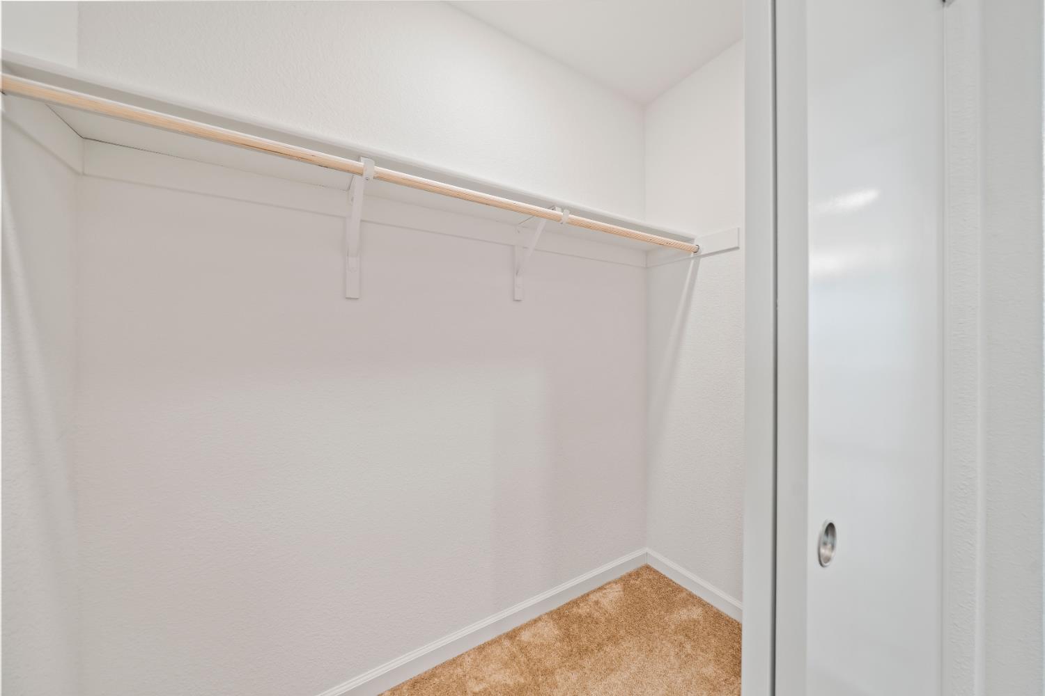 1602 Oleander Avenue Manteca, CA 95337 - Photo 38 of 52 a view of small space