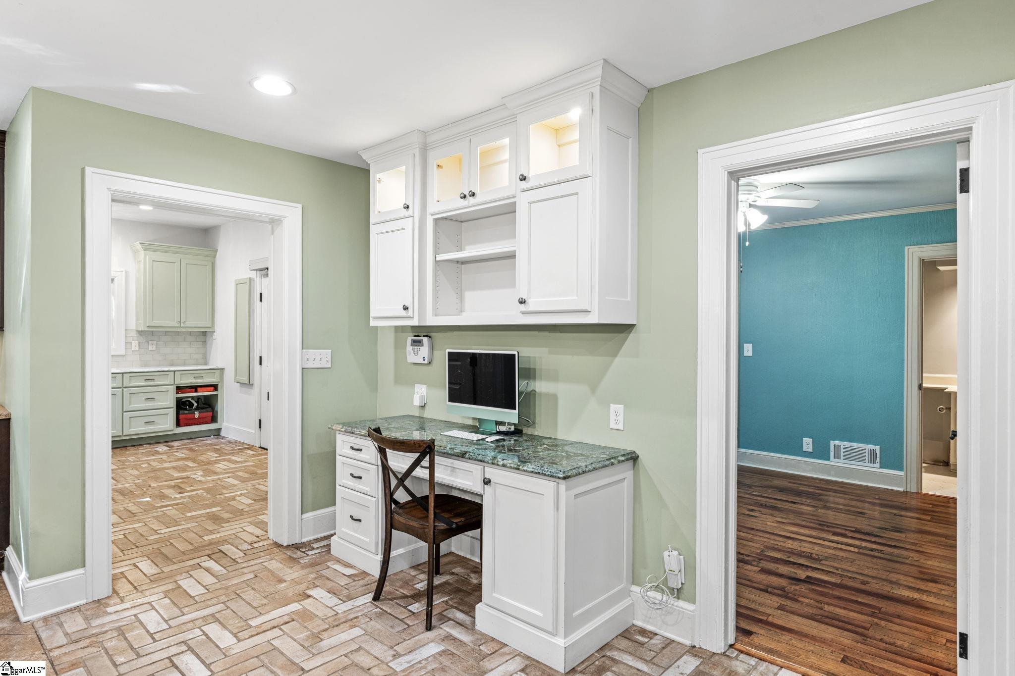 32 Heather Way Greenville, SC 29605 - Photo 22 of 48