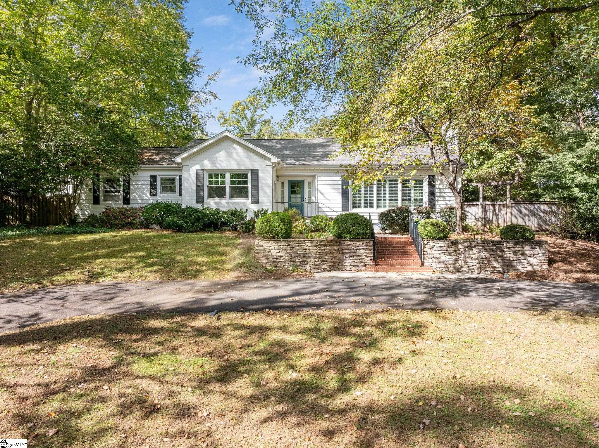 32 Heather Way Greenville, SC 29605 - Photo 4 of 48