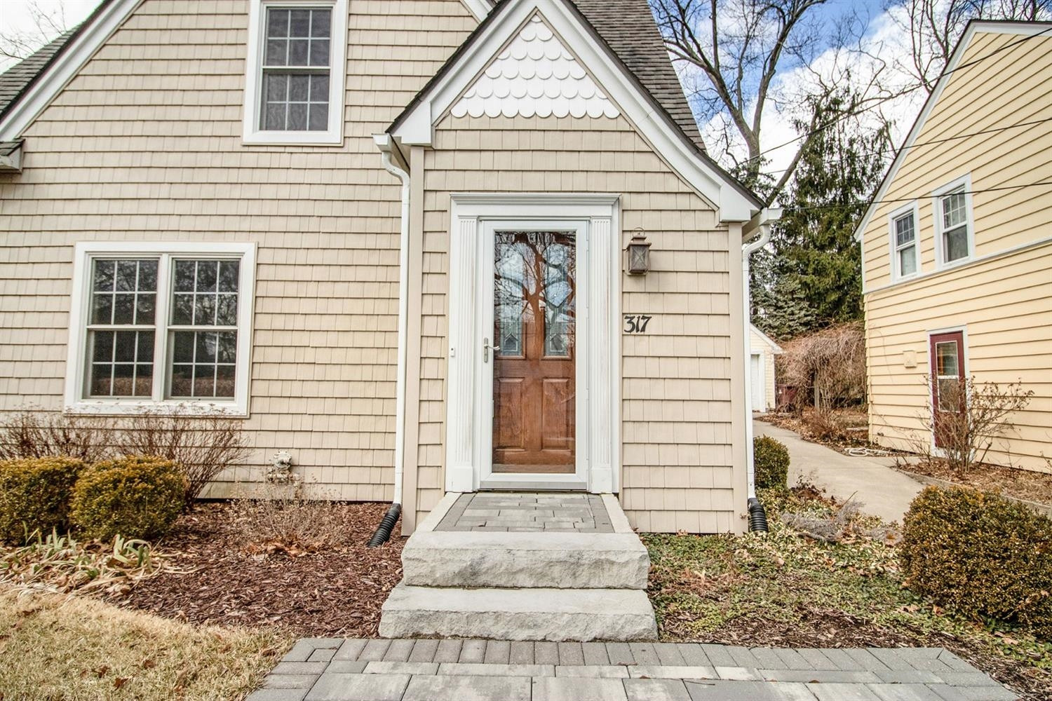 317 Maple Ridge Ann Arbor, MI 48103 - Photo 2 of 29 Photo 2