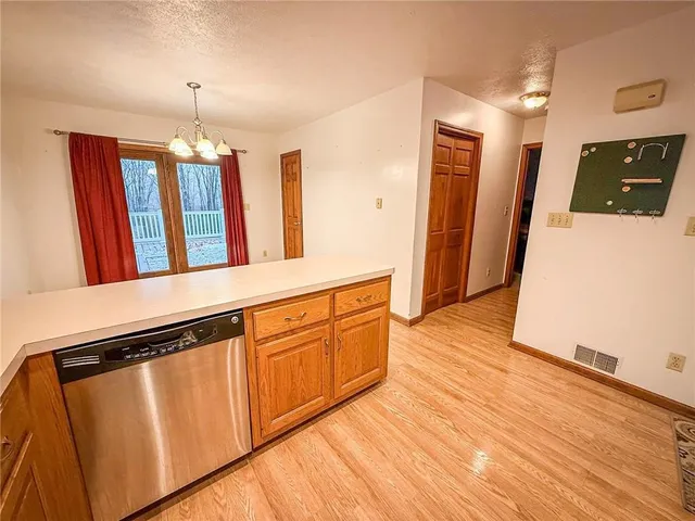 $279,900 | 122 Helga Drive, West Sunbury, PA 16061