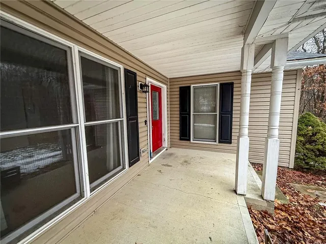 $279,900 | 122 Helga Drive, West Sunbury, PA 16061