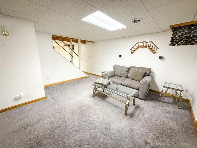 $279,900 | 122 Helga Drive, West Sunbury, PA 16061