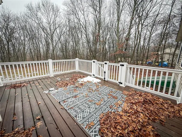 $279,900 | 122 Helga Drive, West Sunbury, PA 16061