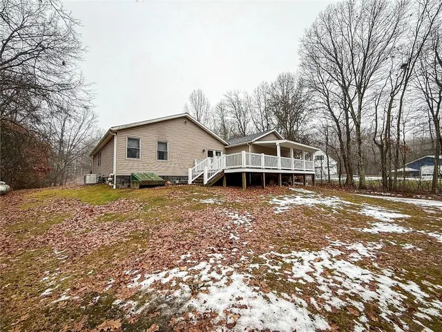 $279,900 | 122 Helga Drive, West Sunbury, PA 16061