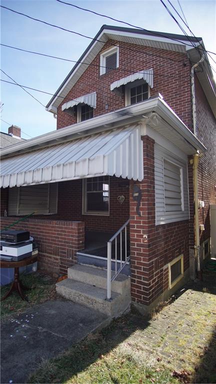 528 Roup Street Tarentum, PA 15084 - Photo 1 of 17 Gallery Image 1
